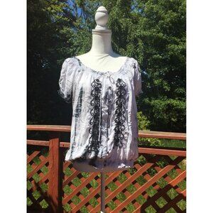 Fever Cute Boho Top Size Medium White Black